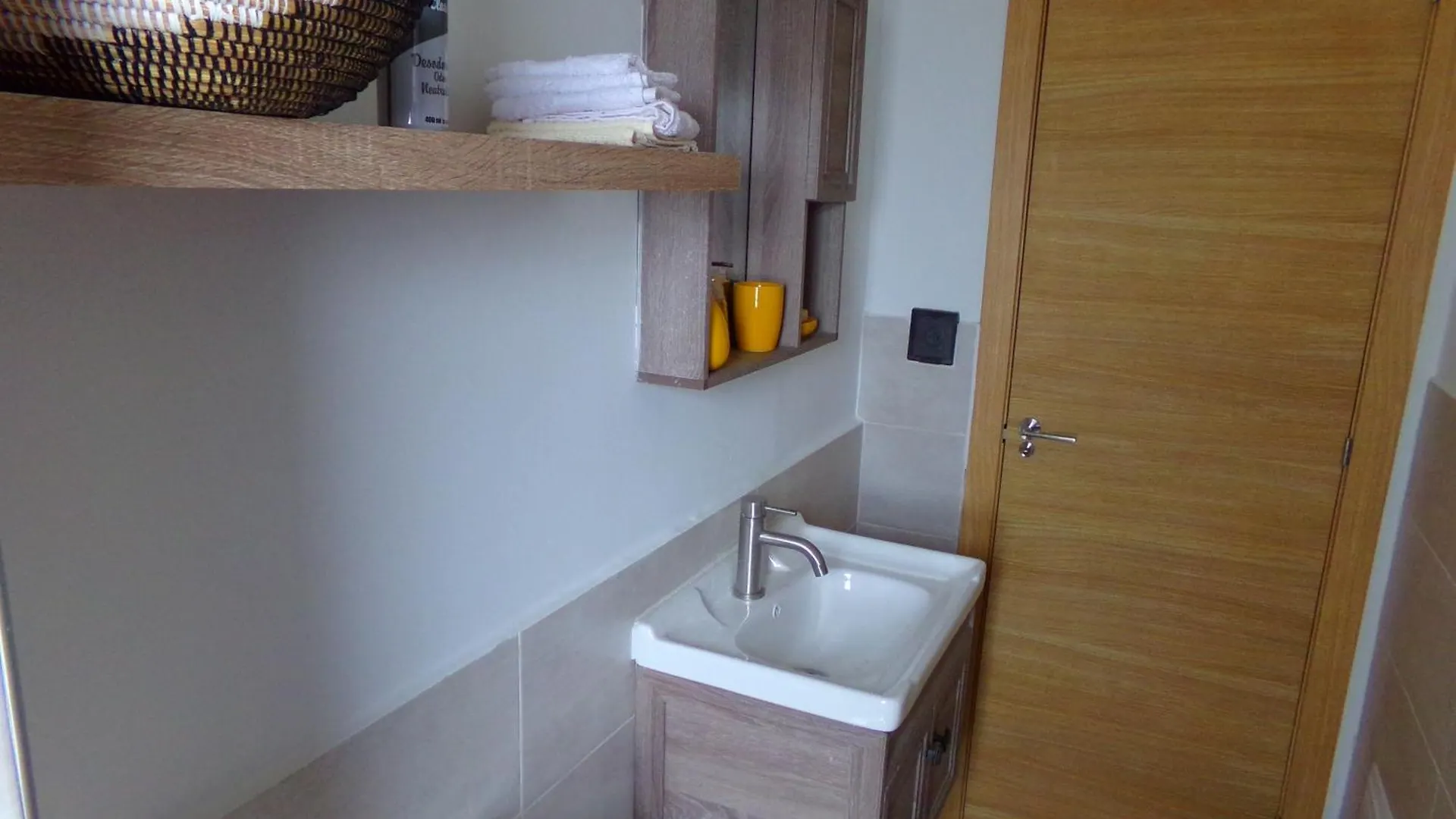 2 Bedroom Apartment, Nice Aerial View, Pool, Fitness Dakar 0*,  Senegal