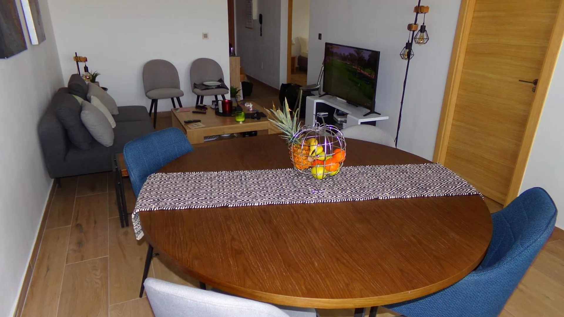 Appartamento 2 Bedroom Apartment, Nice Aerial View, Pool, Fitness Dakar