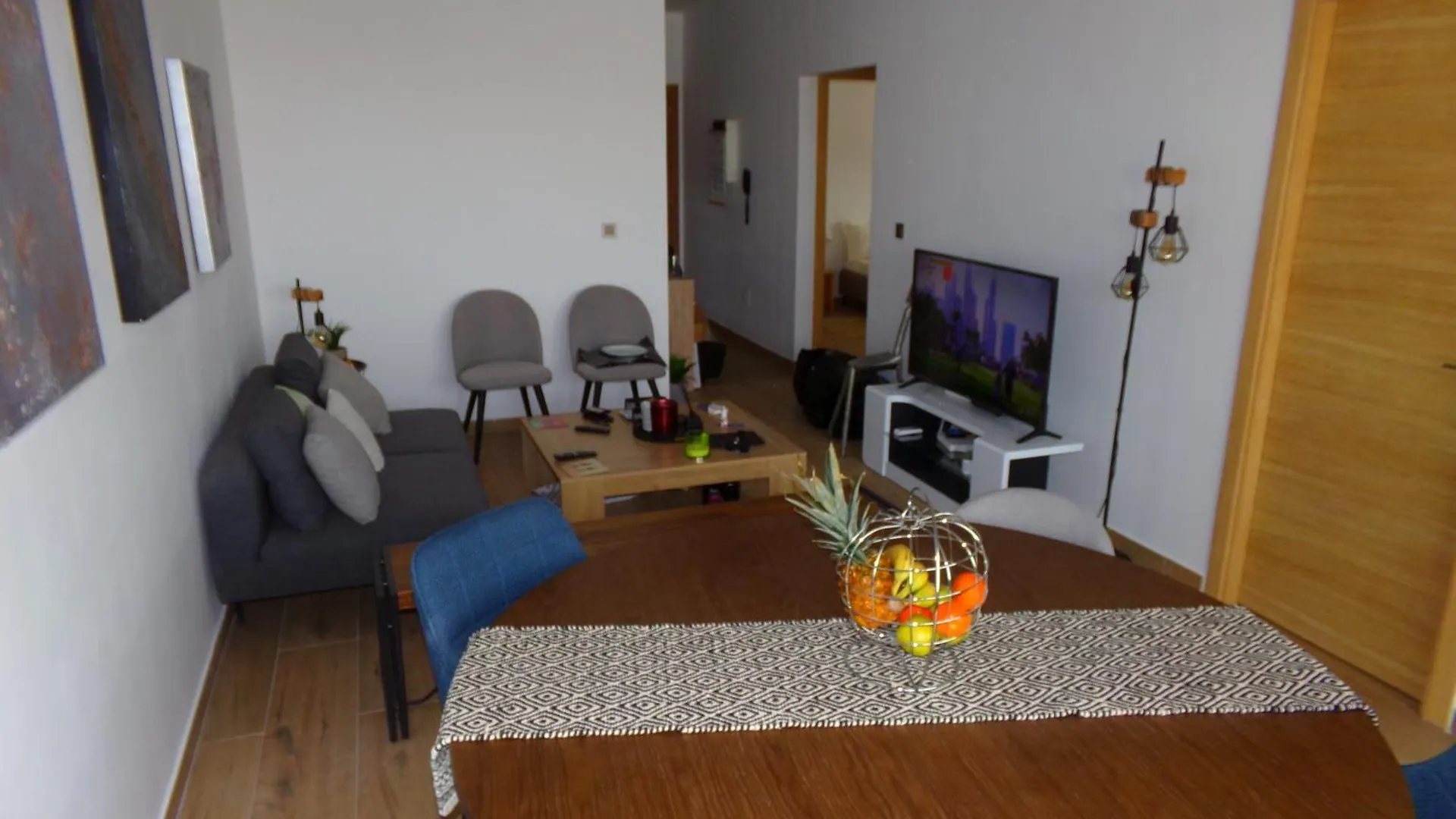2 Bedroom Apartment, Nice Aerial View, Pool, Fitness Dakar